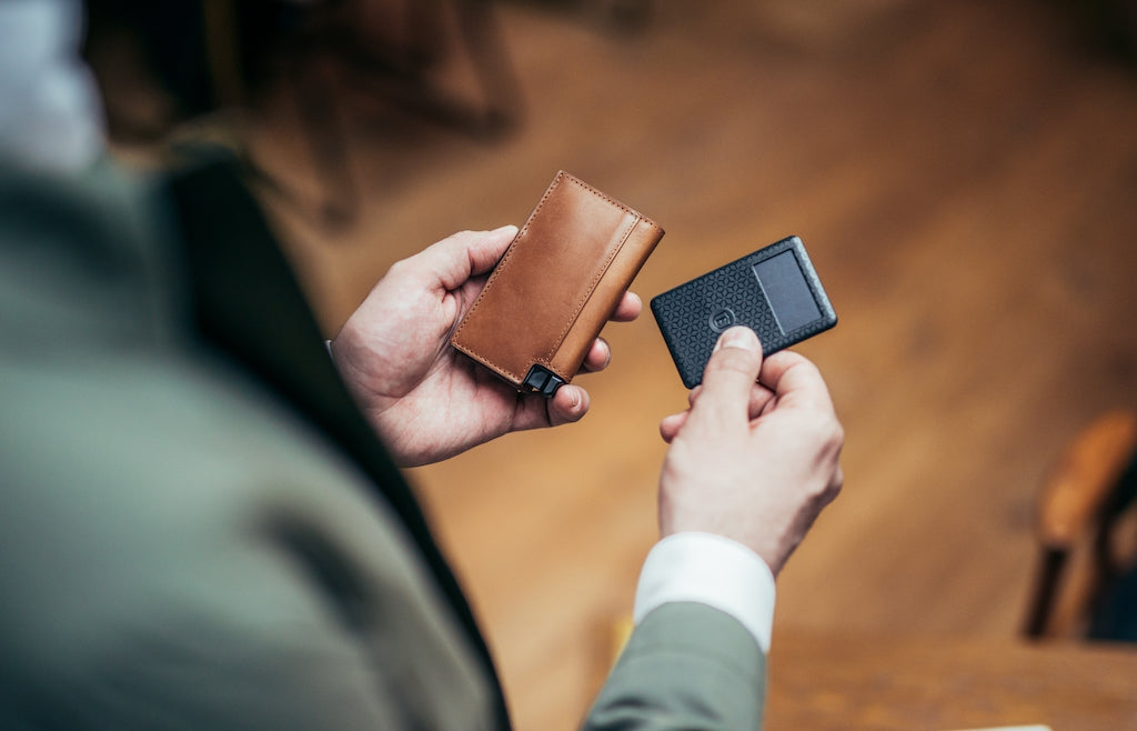 Ekster® cardholder and wallet for Our Blog-7 Reasons To Choose Ekster