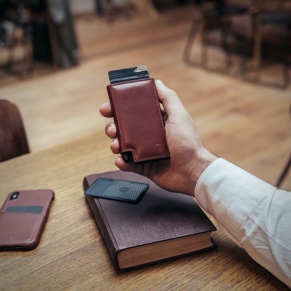 Merlot Red | Classic