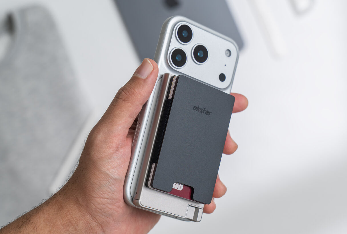 Magnetic card holder for iPhone