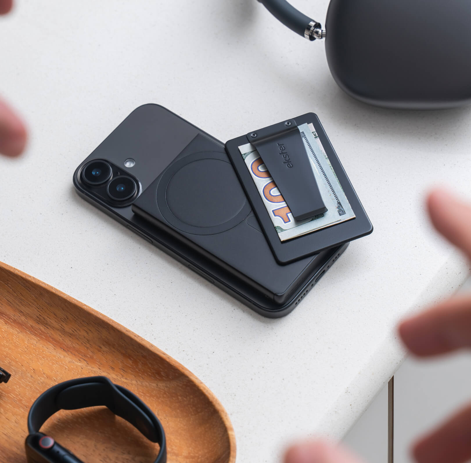 Ekster magnetic cardholder with cash clip for MagSafe