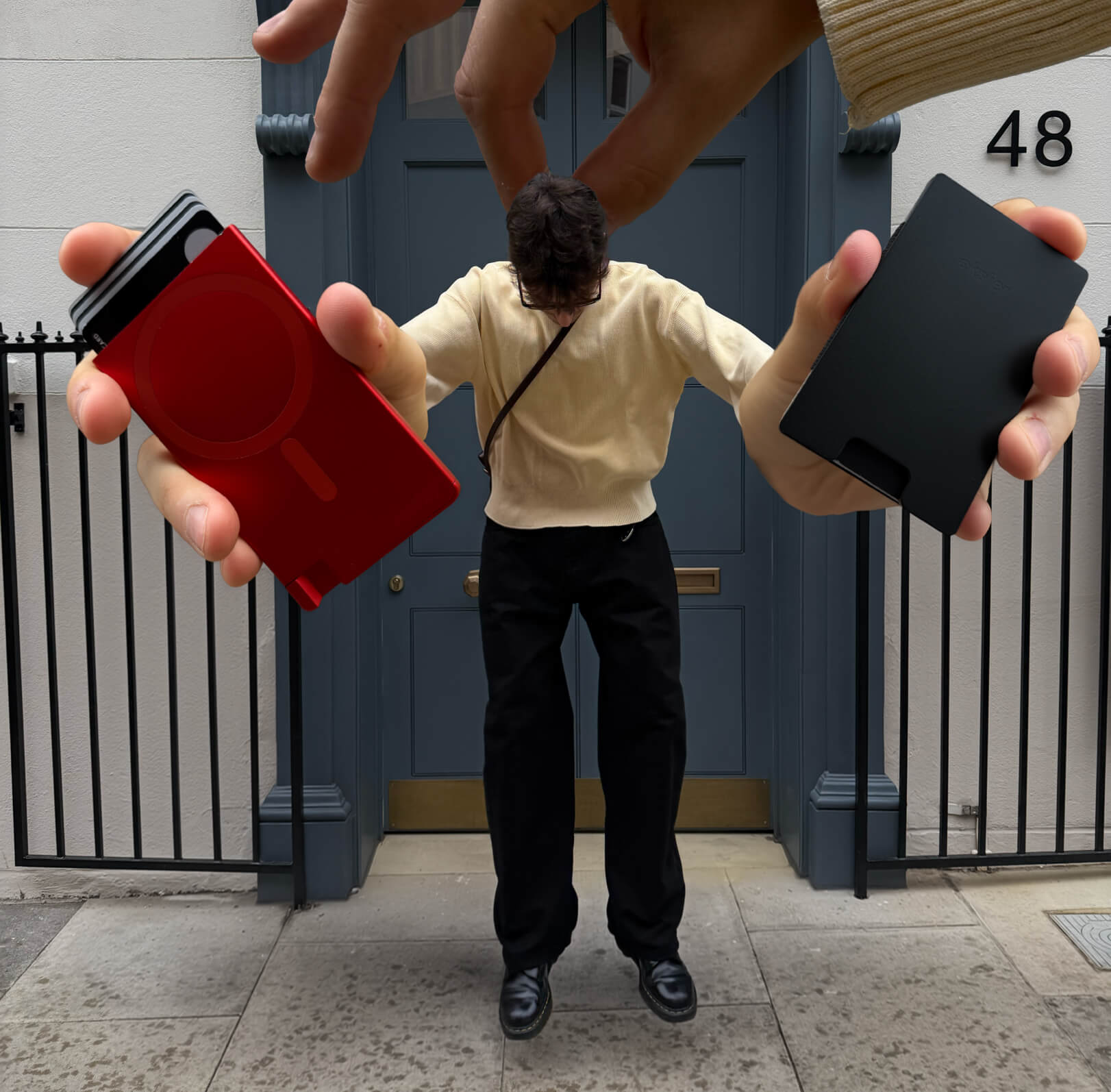 Magnetic wallet for iPhone with MagSafe tracker card