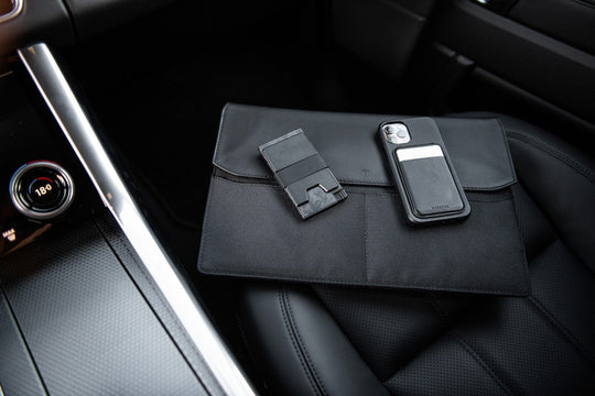 Ekster® cardholder and wallet for Our Blog-5 Reasons Why You Need A Carbon Fiber Wallet