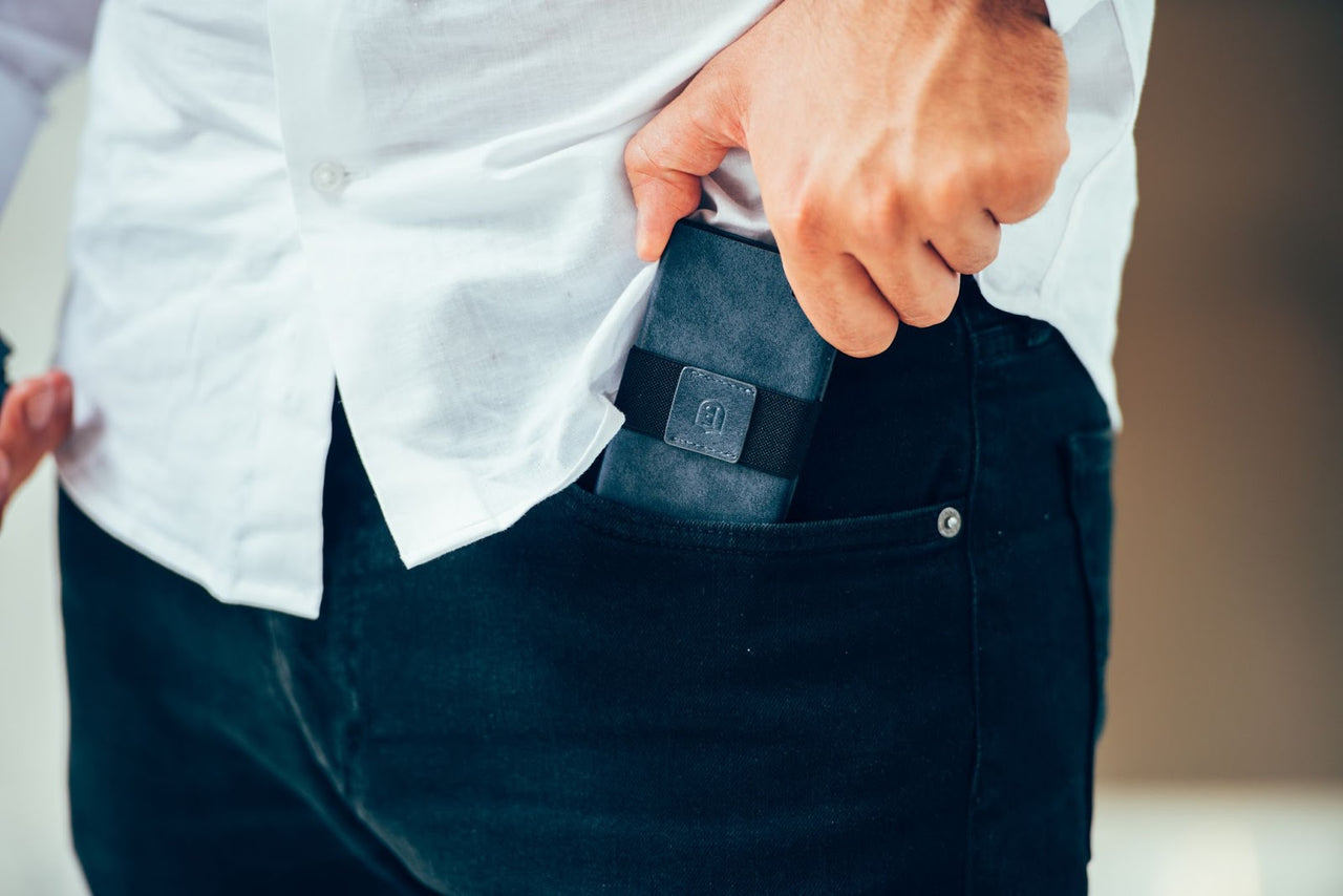 Ekster® cardholder and wallet for Our Blog-13 Best Front Pocket Wallets for Men