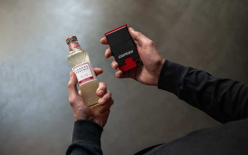Ekster® cardholder and wallet for Our Blog-EKSTER® X ANGRYJOESHOW