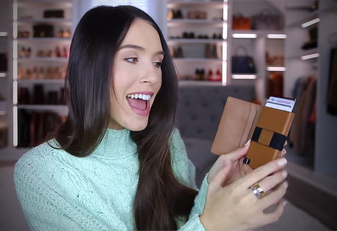 Ekster® cardholder and wallet for Our Blog-AMBASSADOR SPOTLIGHT: SHEA WHITNEY