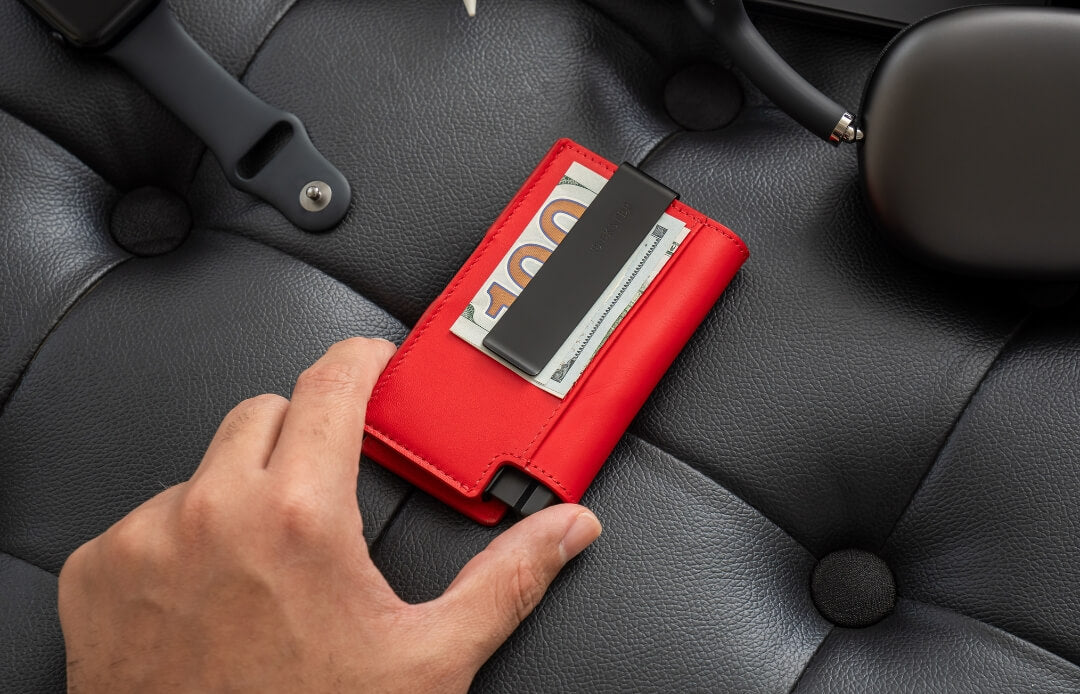 A guide to Ekster wallet accessories and add-ons for the perfect wallet setup