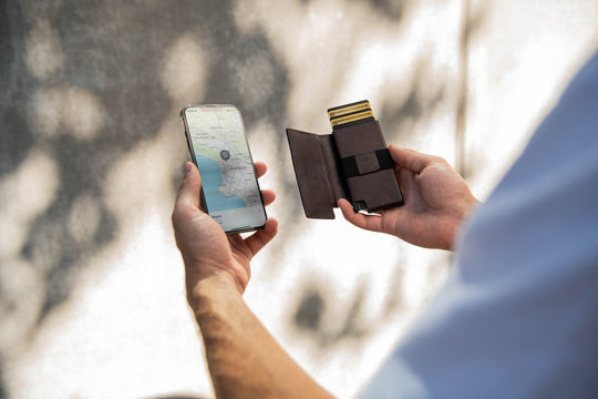 Ekster® cardholder and wallet for Our Blog-Never Lose Your Wallet Again - How To Stop Losing Your Wallet