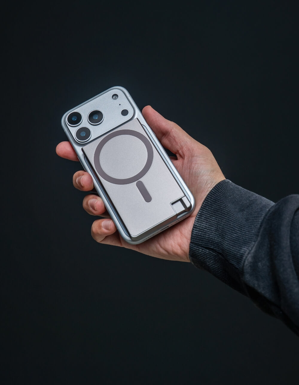 Best magnetic wallet for iPhone