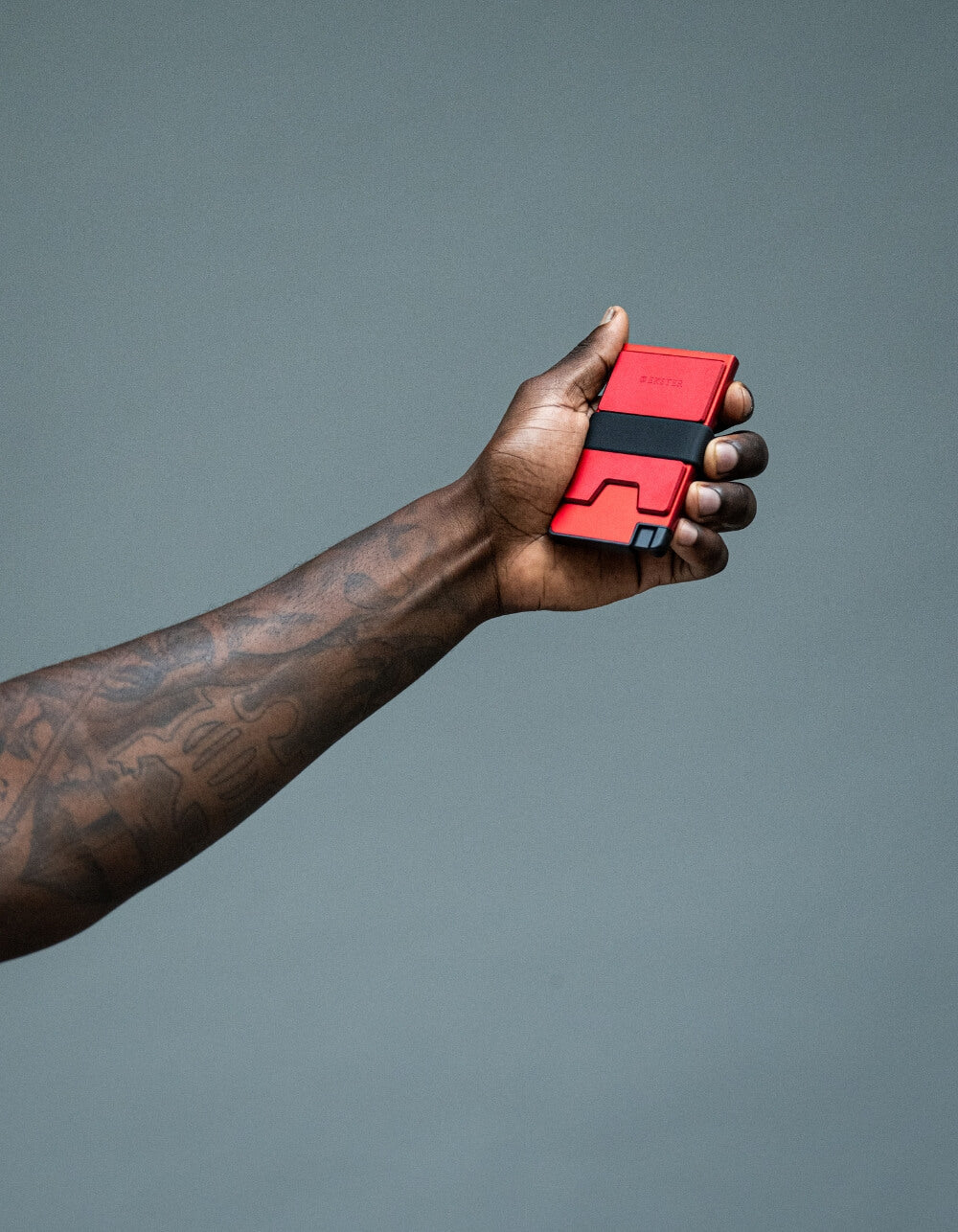 New Release: Ekster Cardholder Pro – The Next Era of Metal Wallets