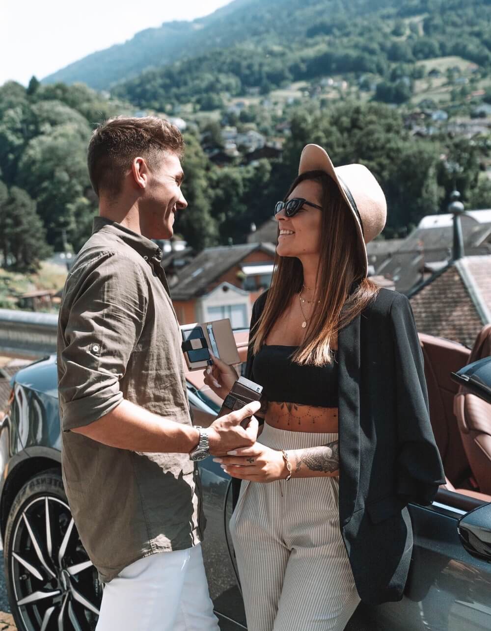 Best wallets for festivals and events