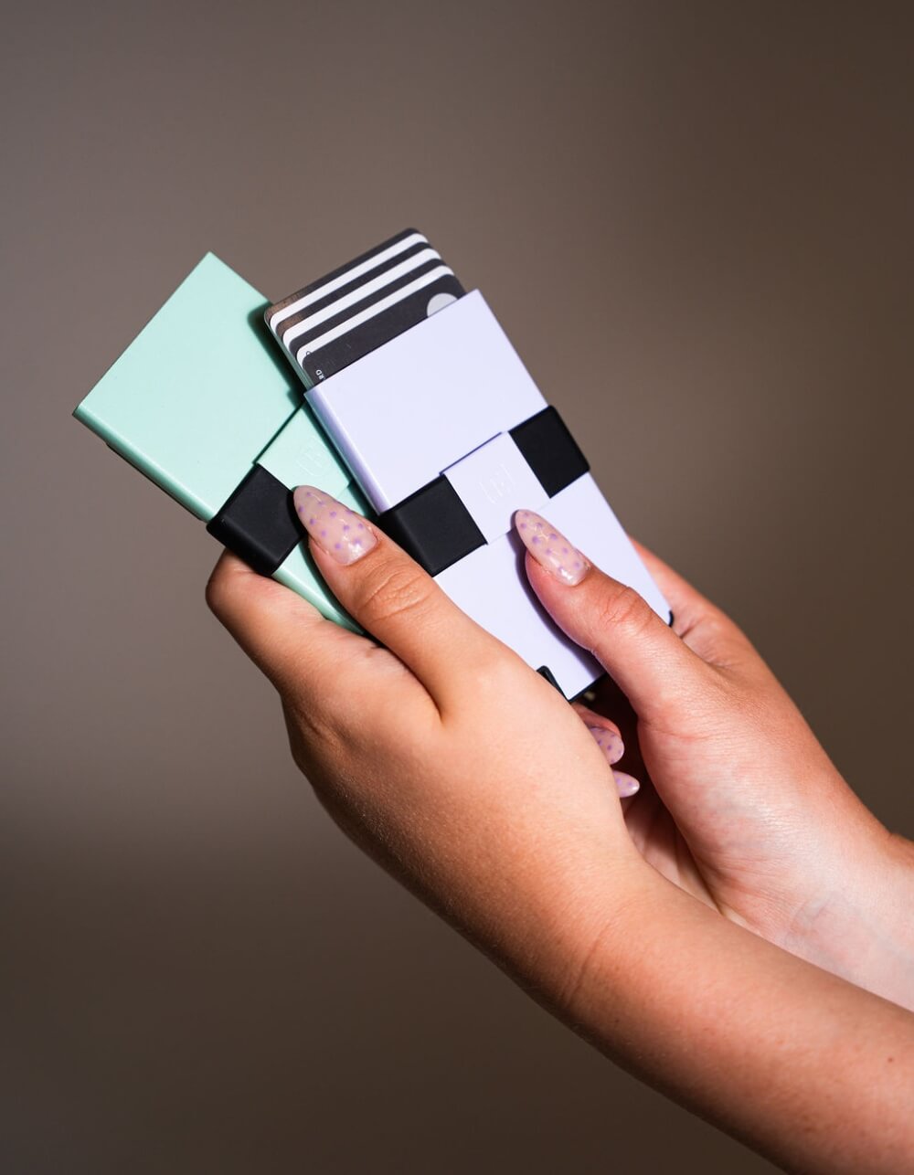 Slim wallets for women