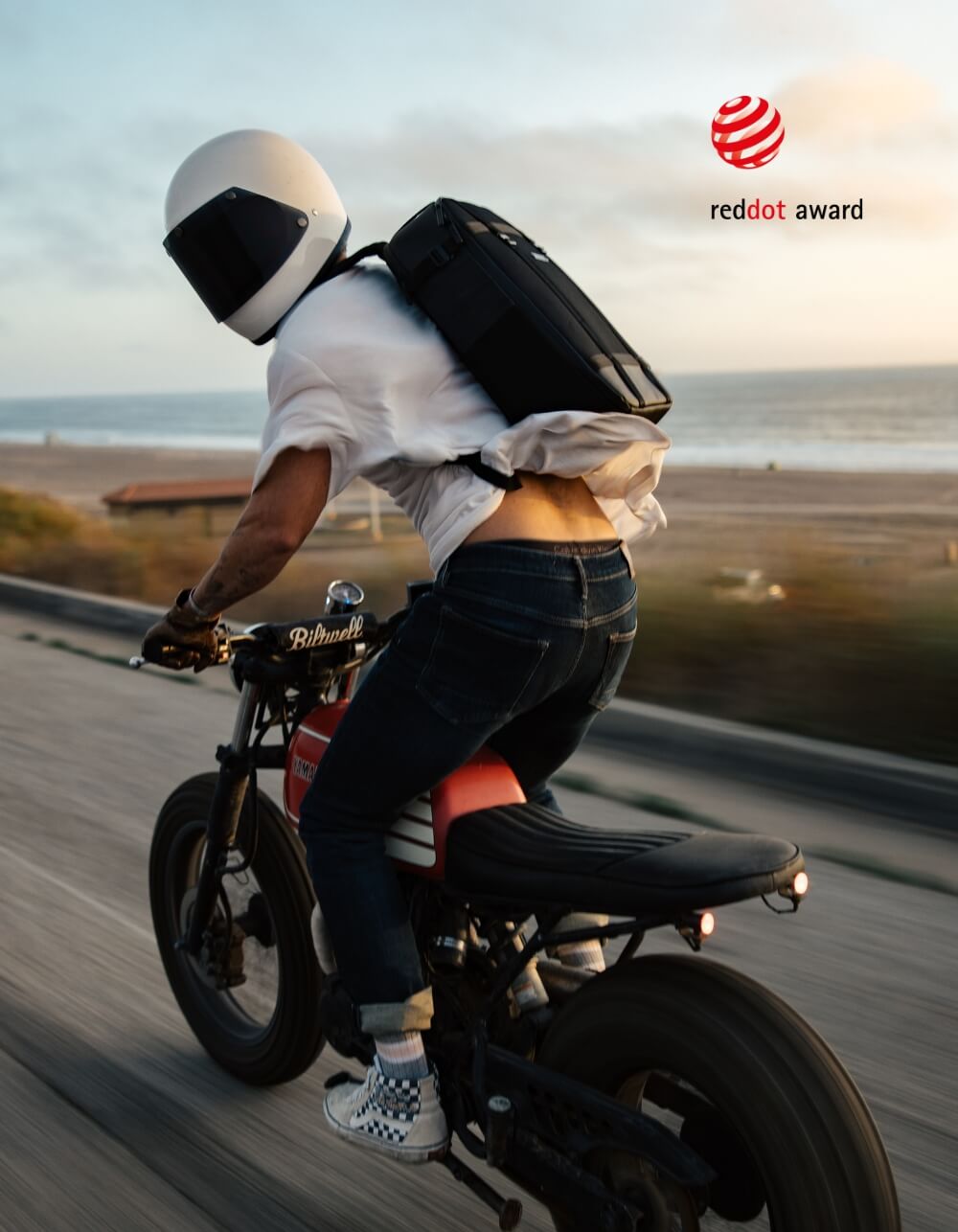 Ekster GRID Backpack wins Red Dot Award for Product Design