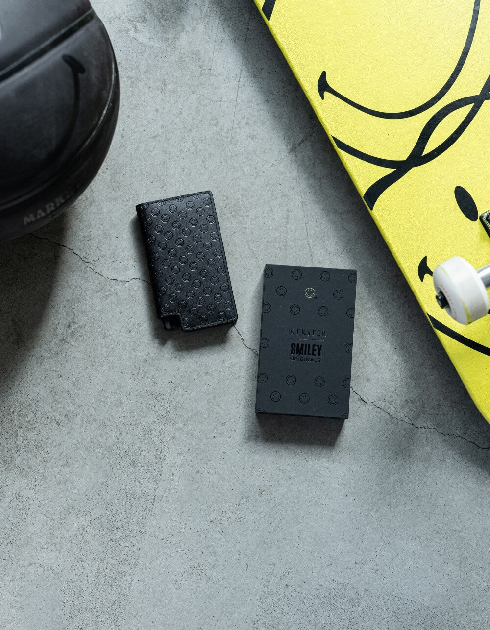 Ekster and Smiley collaborate on leather wallet limited edition