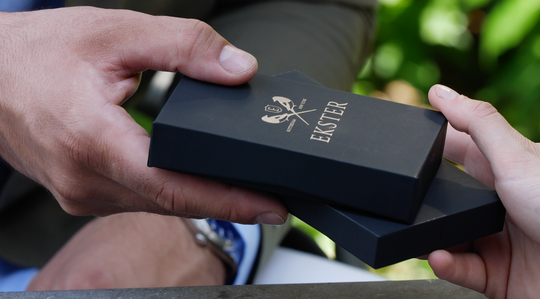 Ekster® cardholder and wallet for Our Blog-10 Best Gifts for Brothers (As Annoying As They May Be)
