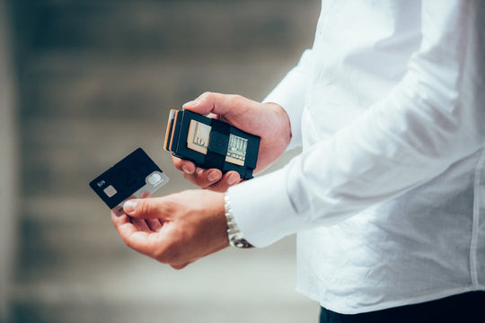 Ekster® cardholder and wallet for Our Blog-How To (Effortlessly) Organize Your Wallet