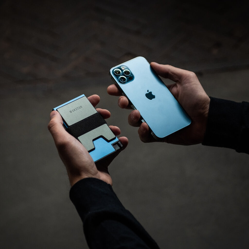 Pacific Blue Aluminum Cardholder