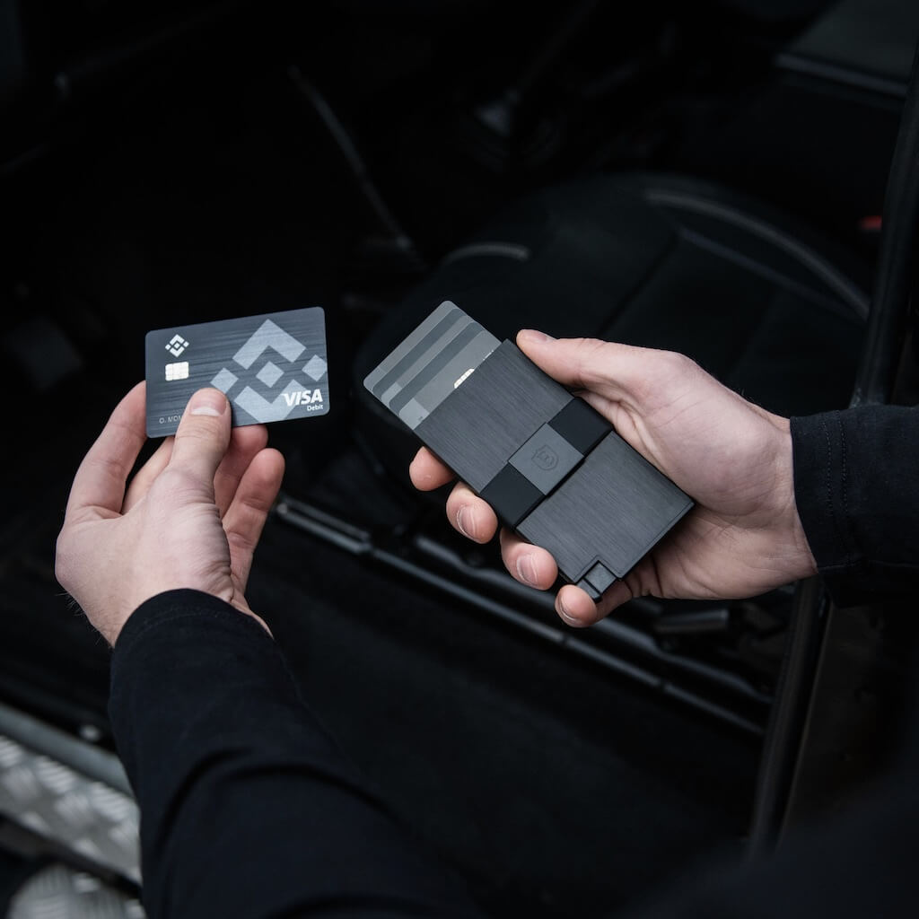 Ekster Cardholder - VIP Offer
