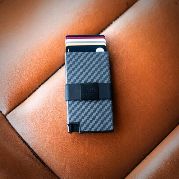 Carbon Fiber Airtag Cardholder