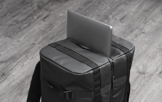 Laptop put inside duffel bag
