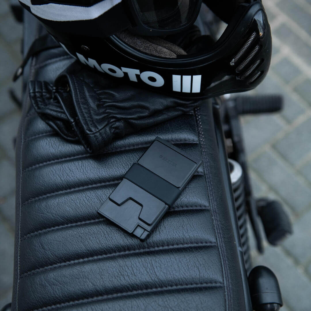 Ekster Cardholder Brushed Black Limited Edition