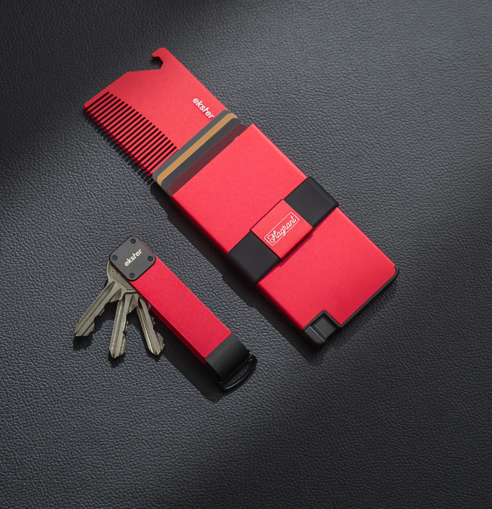 Flagrant Cardholder Pro Bundle with comb and key case