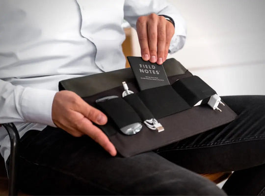 Laptop sleeve | Carry your PC and accessories | Ekster® Laptop sleeve | Carry your PC and accessories | Ekster®