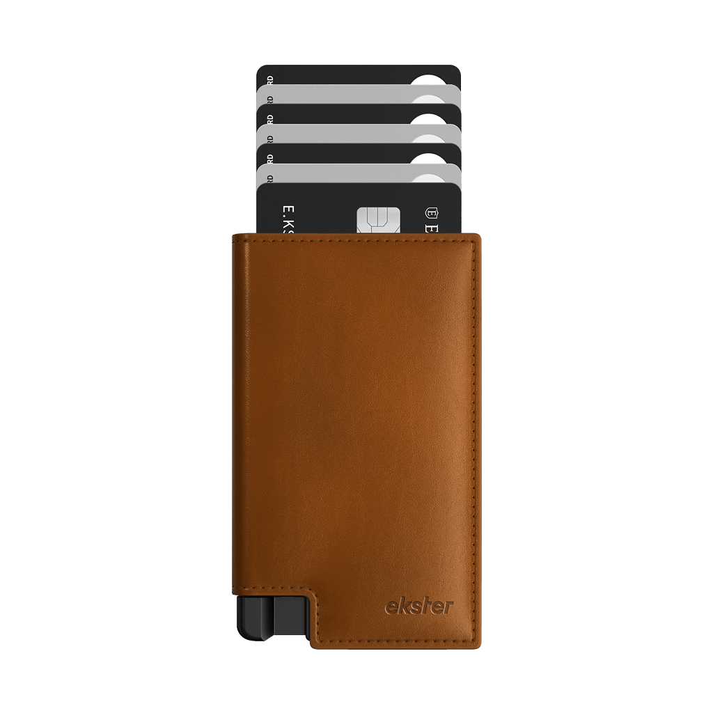 1 Wallet / Tan