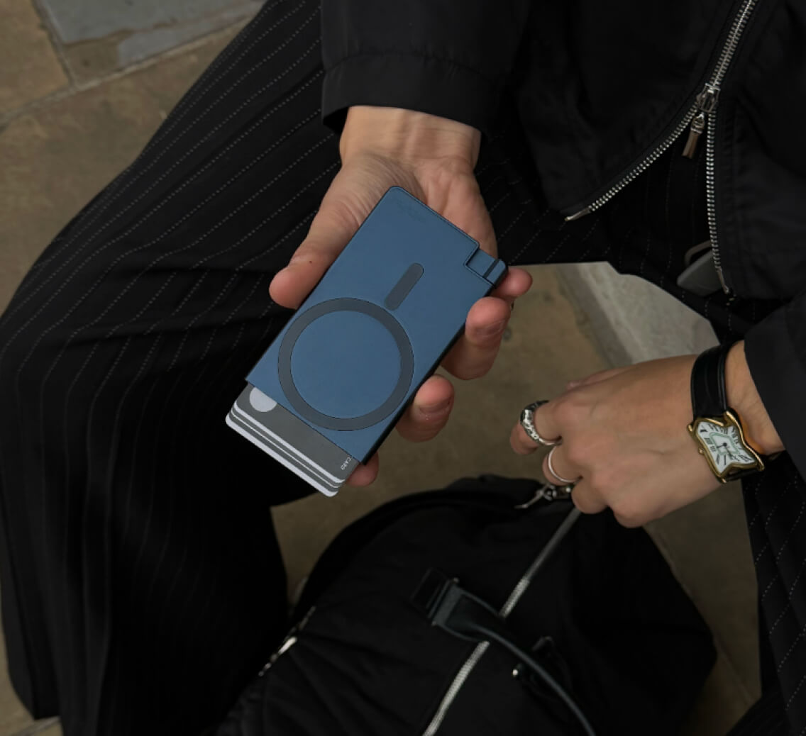 Ekster Cardholder Pro for MagSafe Navy