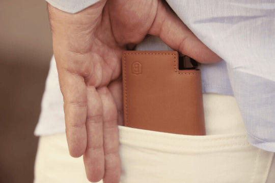 Ekster® products showcased - hp-rfid-protection-wallet