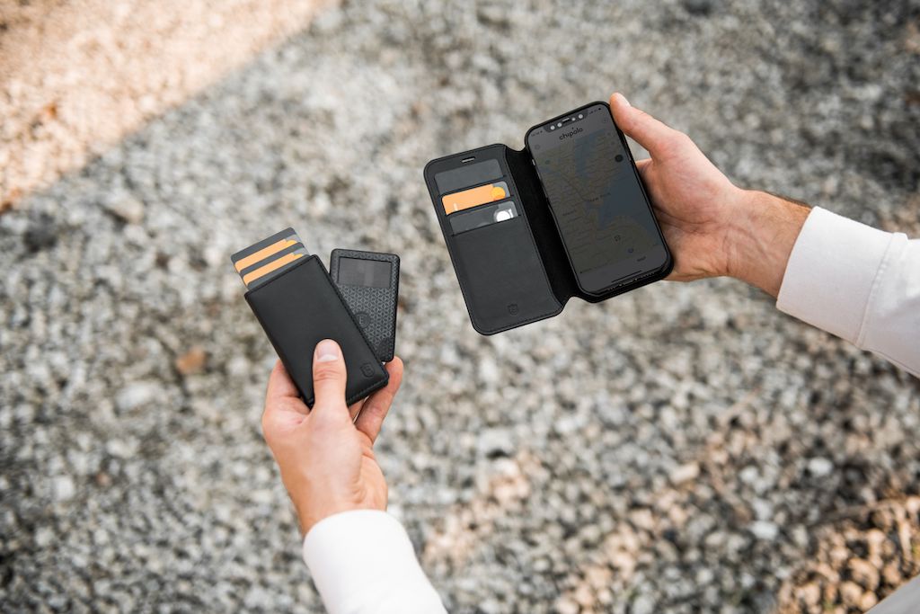 Ekster® products showcased - iphonecase_2