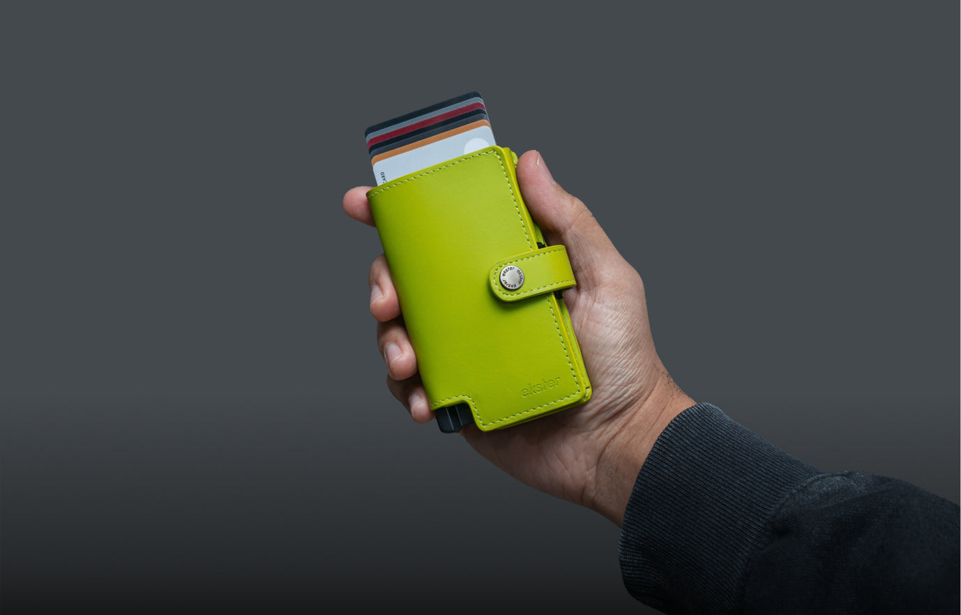 Smart Wallet & Item Trackers for Apple Find My & Android | Ekster®