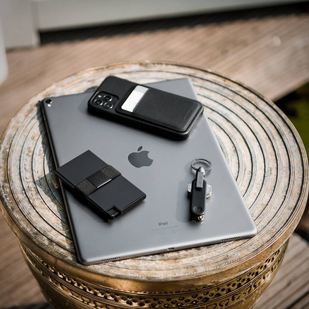 Ekster Aluminum Cardholder