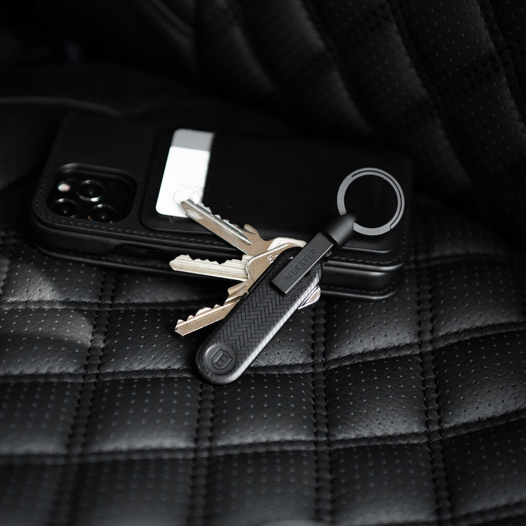 Key magnet - Quick keyring attachment